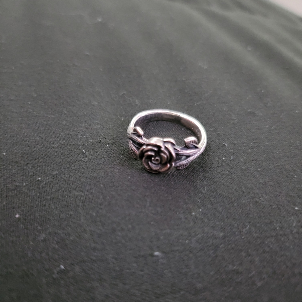Silver Flower Ring - image 4